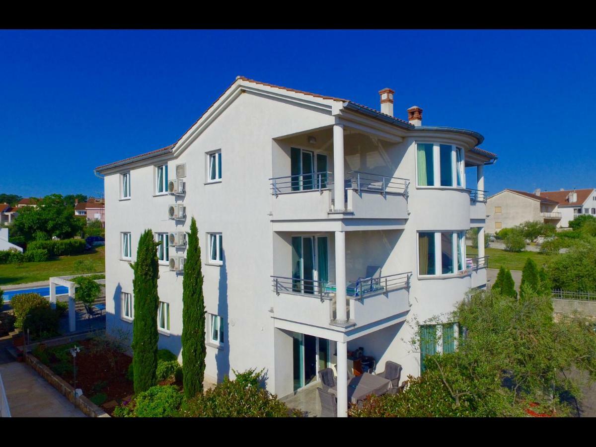 Apartments Kovacic Malinska Extérieur photo